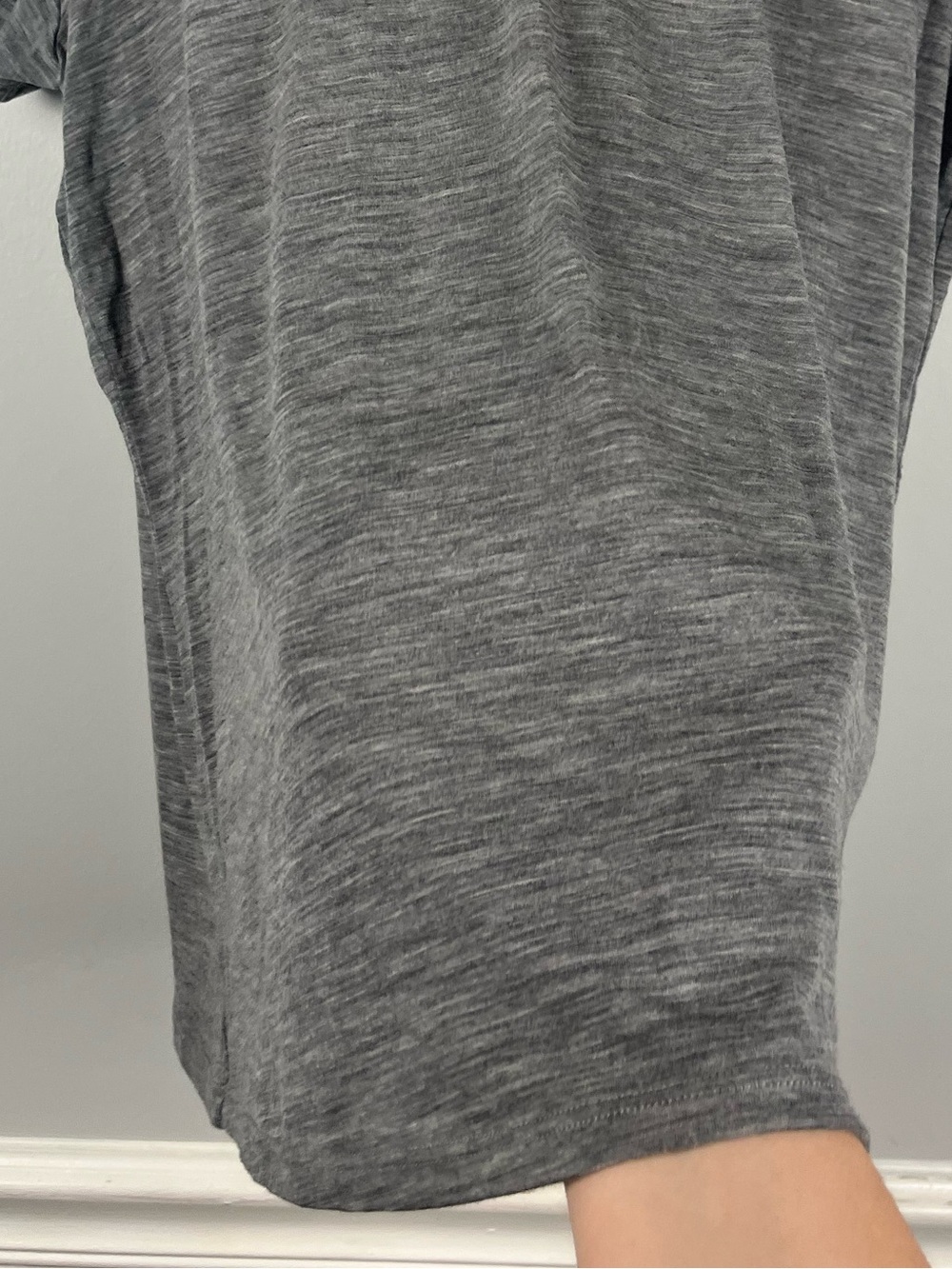 WoolX Mia V Neck merino wool grey tshirt size 1X - Picture 4 of 6